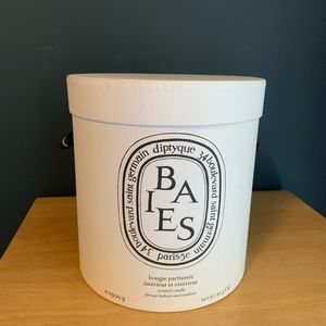 Diptyque Baies container for a 51.3 Oz candle